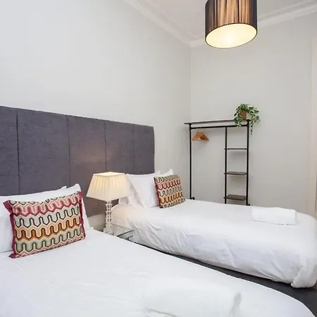 Lovely Flat In Ideal Location Lägenhet Glasgow