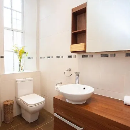Lovely Flat In Ideal Location Lägenhet Glasgow