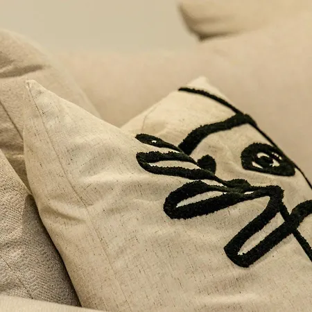 Wyndford Riverside House Glasgow