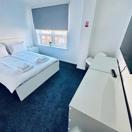 Modern 2 Bedroom Near Centre * 글라스고