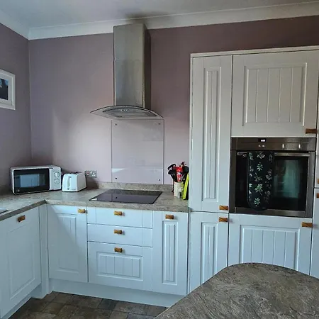 Beautiful Self Contained With Garden Apartment