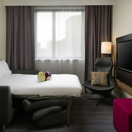 Hotel Moxy Merchant 4*
