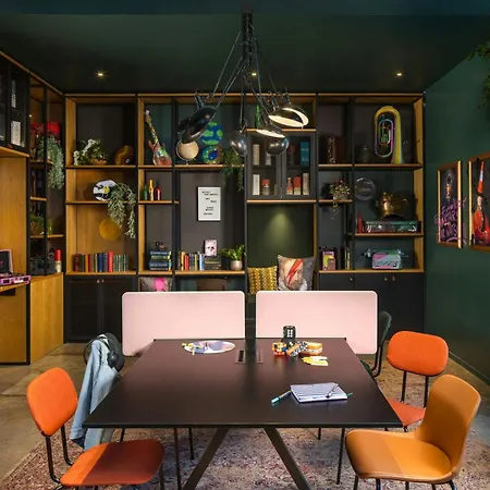 Moxy Merchant 4* Glasgow