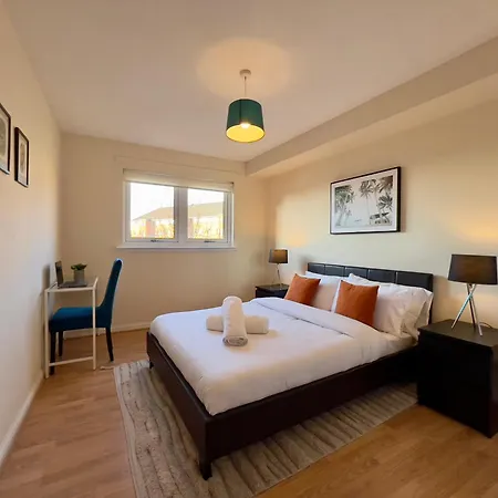 Sleek & Modern 2br - Easy Access To Centre * 글라스고