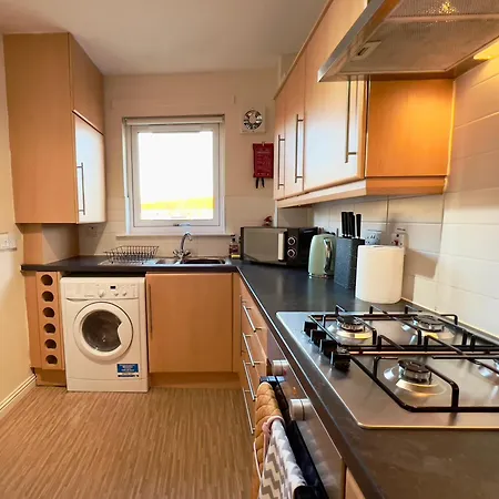 Sleek & Modern 2br - Easy Access To Centre 글라스고