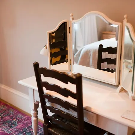 Apartament Elegant West End Flat In