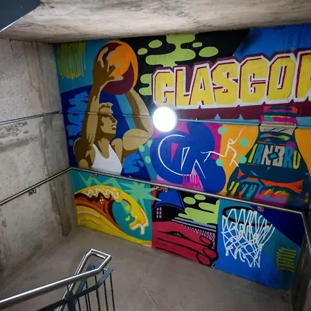 For Students Only Clyde Court * Glasgow