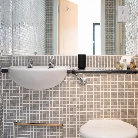 Perfect Location In Heart Of West End - Pass The Keys غلاسغو