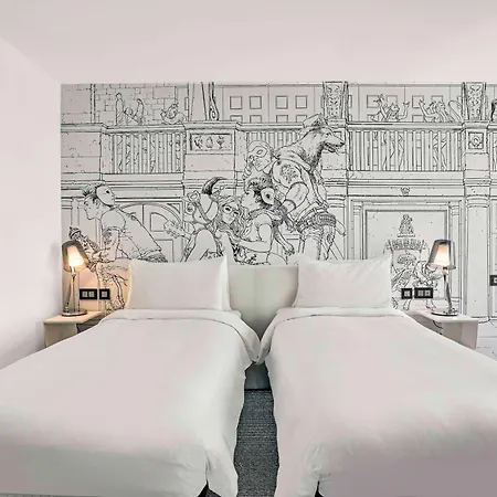 Radisson Red Hotel, 4*