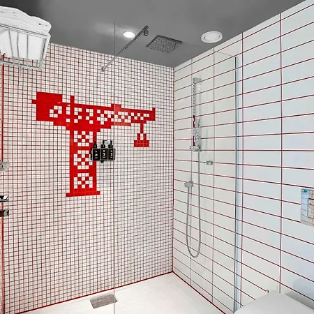 Hotel Radisson Red Hotel,