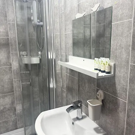 Centre Apartment *