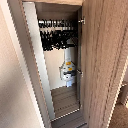 3-bedroom Swift Caravan - Located In Uddingston, At Maryville Caravan Site Apartamento Glasgow