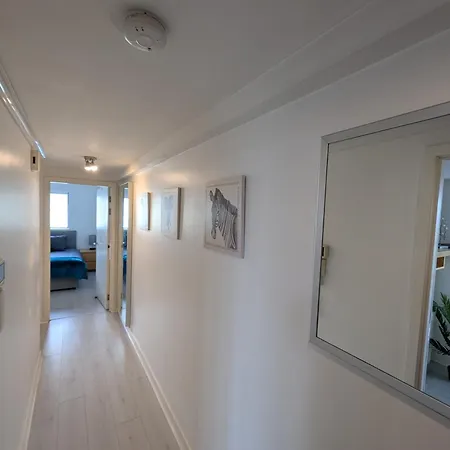 Apartment Centre Waterfront Glasgow