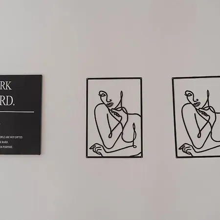 Stylish 3br By Hampden No 161 With Free Parking Appartamento *