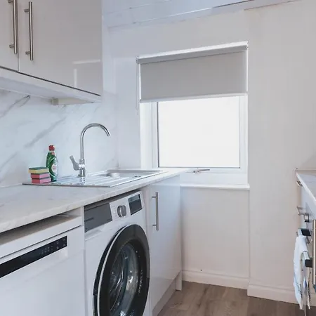 Stylish 3br By Hampden No 161 With Free Parking * Glasgow