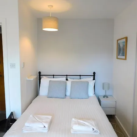 Modern Bright In South *