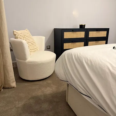 Apartament Homely In Hampden Glasgow