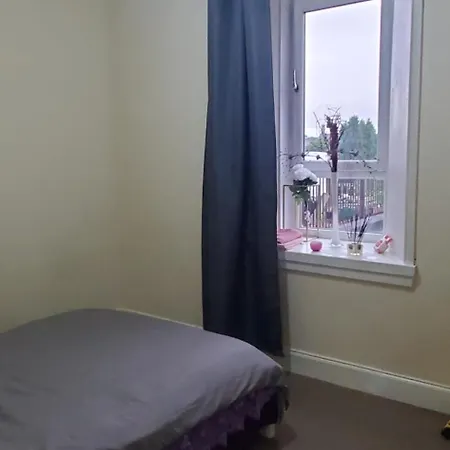 Cosy And Bright 3-bedroom Flat Apartamento Glasgow