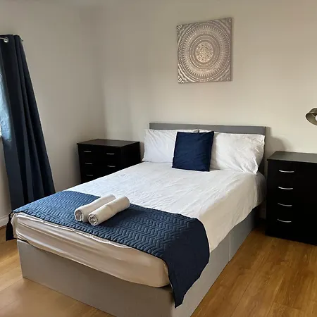 The Ovo Hydro Penthouse With Free Parking