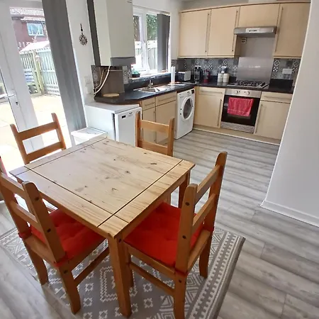 Urban Escape Free Parking 20min Walk To Center Сasa de vacaciones Glasgow