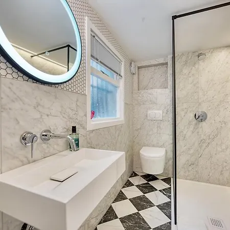 Oasis Craigpark * Glasgow