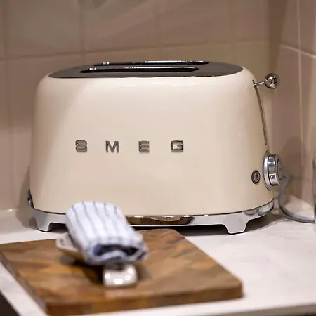 Διαμέρισμα Luxury Refurbished Retreat