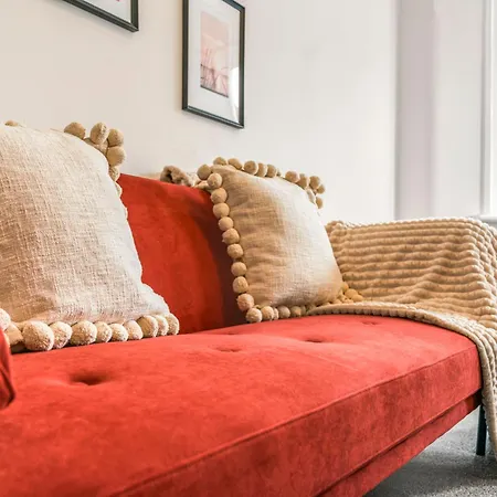 Cosy And Bright 3-bedroom Flat * Γλασκώβη