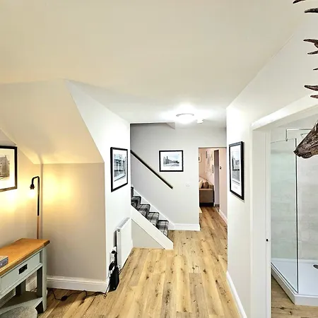 Casa de Férias Warm & Cosy In Glasgow