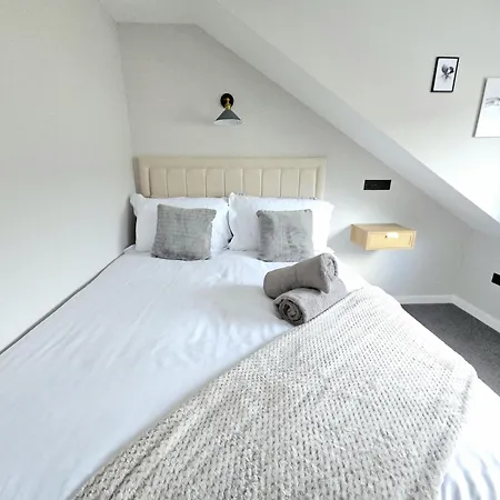 Warm & Cosy In Casa de Férias Glasgow