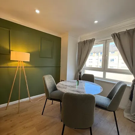 ベッド・アンド・ブレックファスト Luxurious 2 Bedroom, 8 Mins From Centre グラスゴー