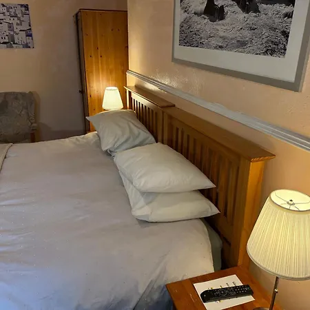 Glades House グラスゴー