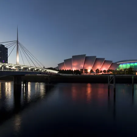 Crowne Plaza By Ihg Hotel 4*