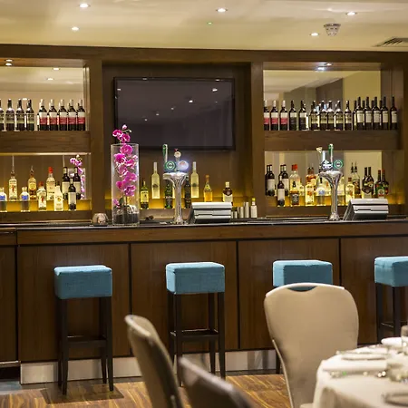 Hilton Garden Centre 4*