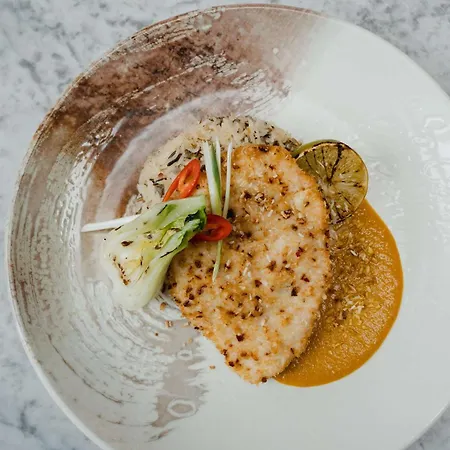 Hotel Radisson Blu Hotel, 4*