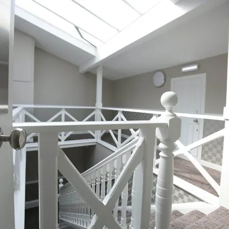 Ambassador 3* 글라스고