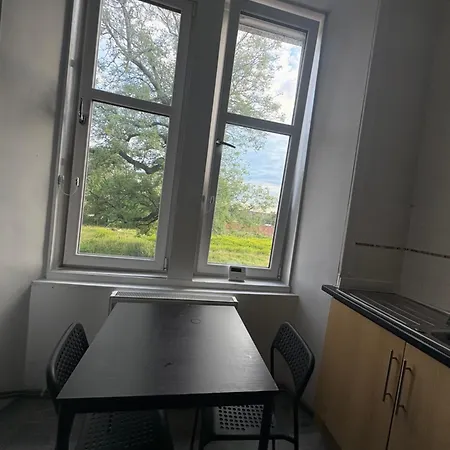 West End Traditional Flat With Free Parking Апартаменты