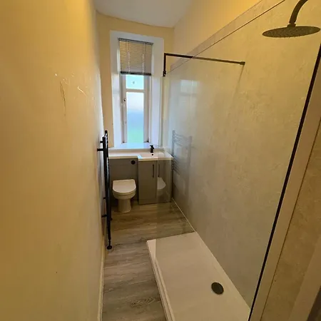 West End Traditional Flat With Free Parking Апартаменты Глазго