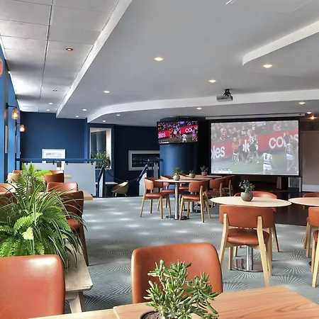 מלון Novotel Centre