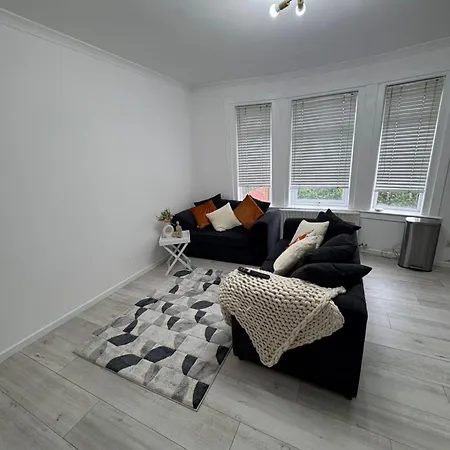 Apartmán Cozy 3 Bed Home, Free Parking 8 Min To Centre Glasgow