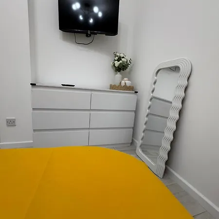 Apartmán Cozy 3 Bed Home, Free Parking 8 Min To Centre Glasgow