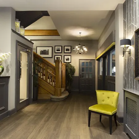 The Orchard Park 3* Giffnock