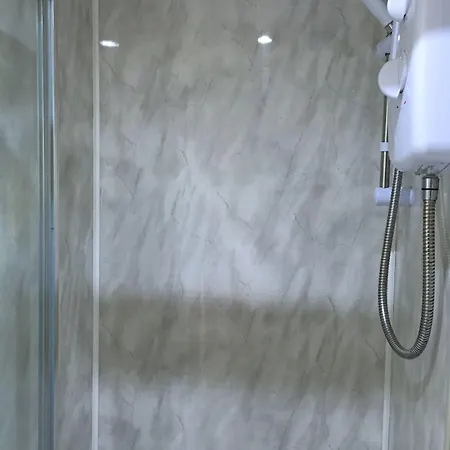 Smiths Pensión Glasgow