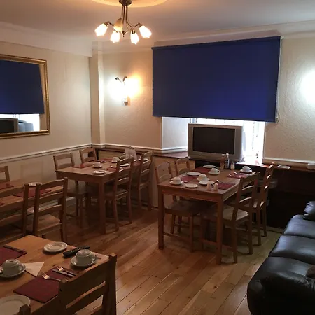 Smiths Pensión Glasgow