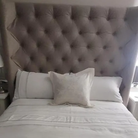 3 Bedroom Sleeps 6 Free Parking Сasa de vacaciones *
