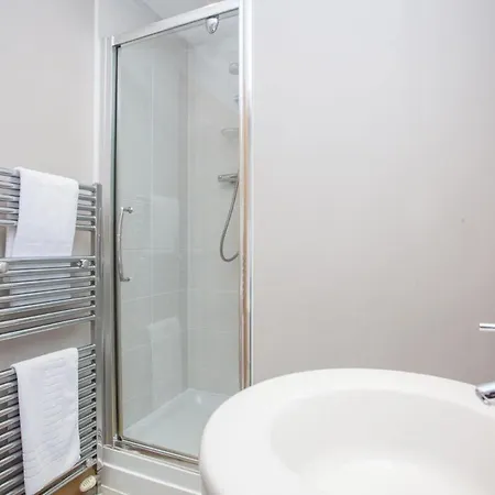 Stylish Merchant Flat Глазго