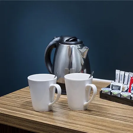 Travelodge Paisley Road غلاسغو