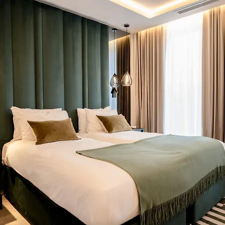 The Wellington By Adina 4* Glasgow