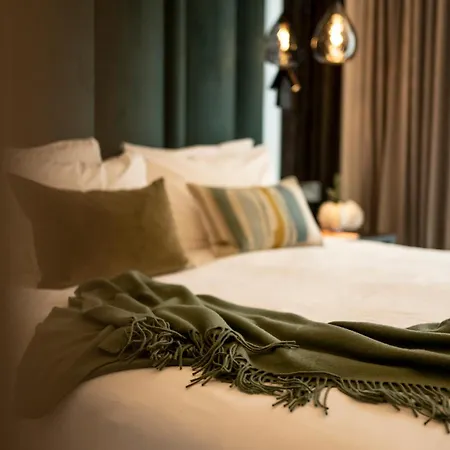 Hotel The Wellington By Adina