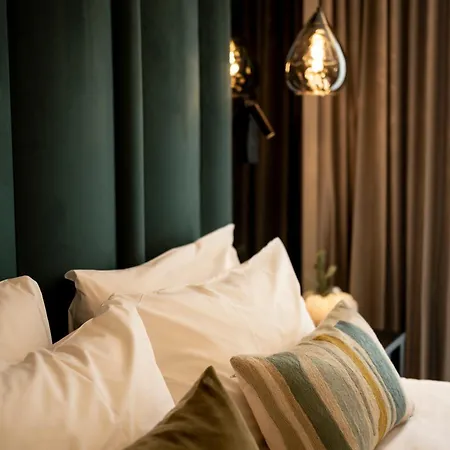 The Wellington By Adina 4*