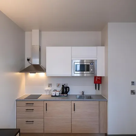 Sandman Signature מלון 4*